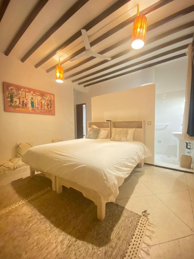 La Maison Jaune Dakhla Maison D'Hotes Room photo